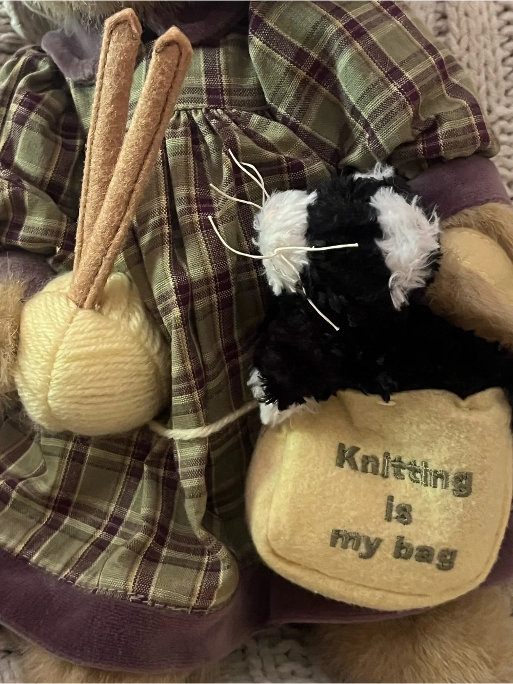The Bearington Collection Knitter & Pearl  Bear 1081 Limited